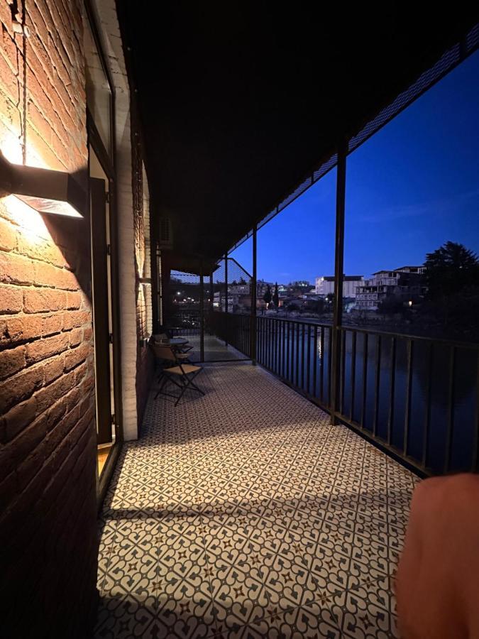 קוטאיסי Apartment Riverside מראה חיצוני תמונה