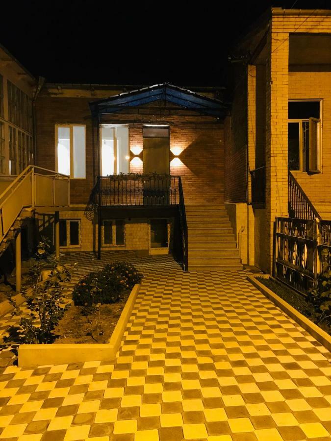 קוטאיסי Apartment Riverside מראה חיצוני תמונה